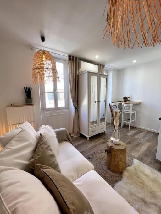 Studio 2 Neuf A 100M Des Plages Et De La Gare Saint-Raphaël 外观 照片